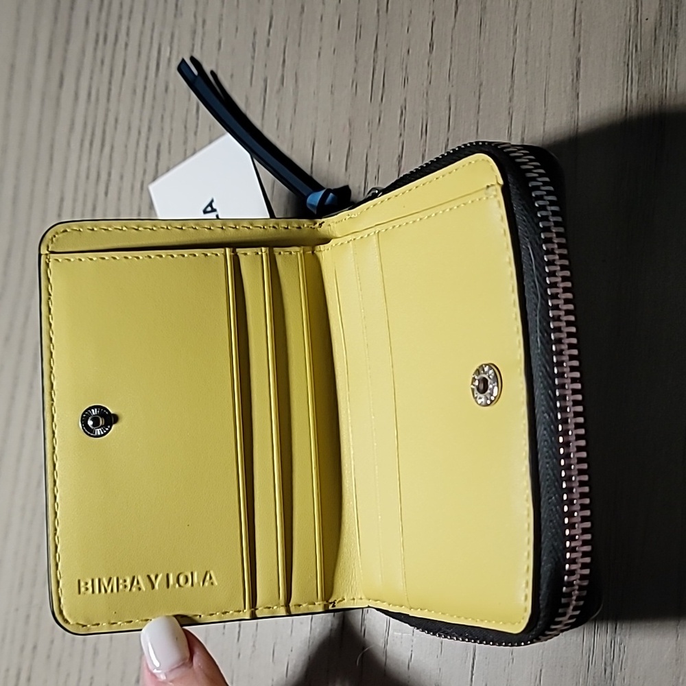 Wallet - Picture 3 of 4